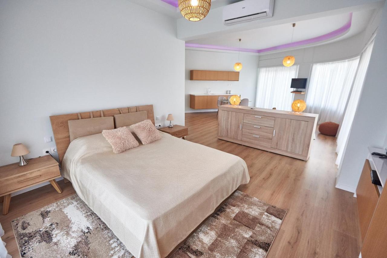 The El Greco Spirit Meets The Athenian Luxury Apt1 エクステリア 写真